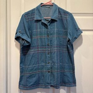 Vintage Unbranded Embroidered Chambray Denim Button Up Top - Size Large